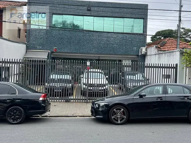Prédio à venda, no bairro Tatuapé em São Paulo