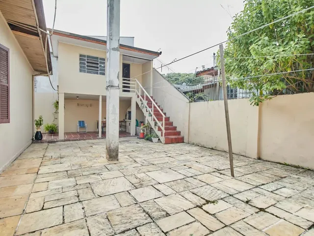 Prédio 5 quartos e 7 banheiros, à venda, no bairro Portão em Curitiba