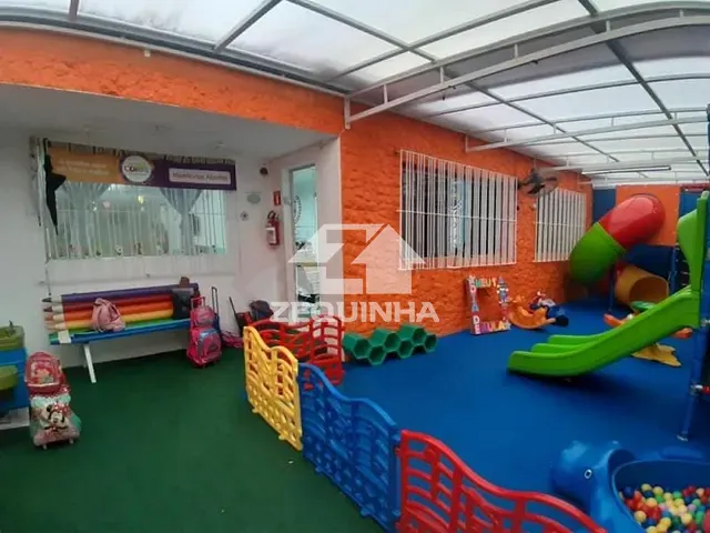 Prédio com 689m² 4 quartos e 3 banheiros, à venda, no bairro Centro em Osasco