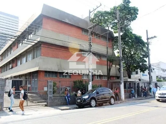 Prédio com 3009m², à venda, no bairro Barra Funda em Sao Paulo