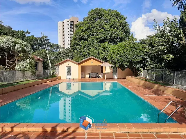 Prédio com 2161m², à venda, no bairro Vila Industrial em Jaboticabal