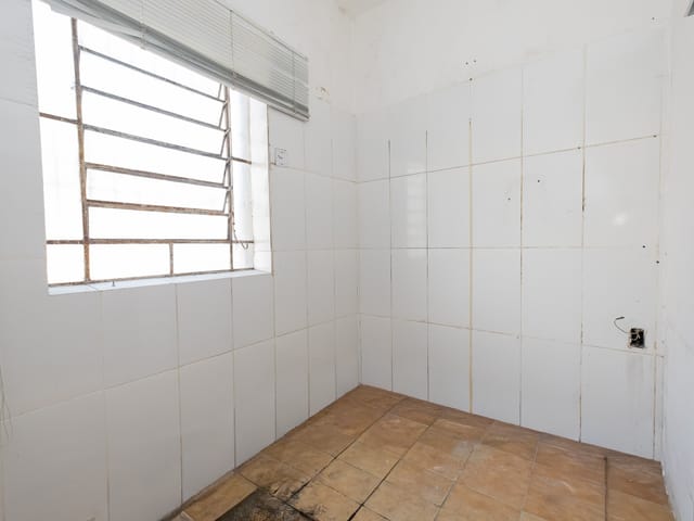 Prédio para alugar, no bairro Centro em Pelotas