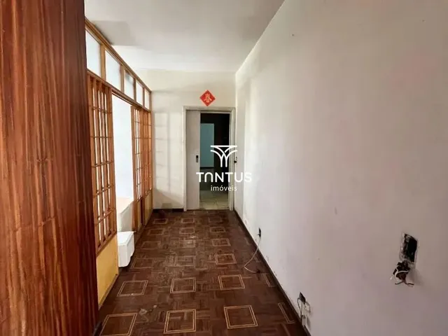 Prédio com 548m², para alugar, no bairro Alto da Glória em Curitiba