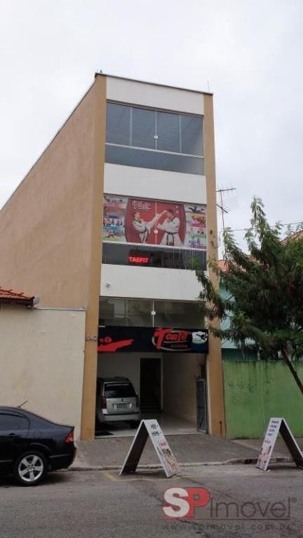 Prédio à venda, no bairro Santana em São Paulo