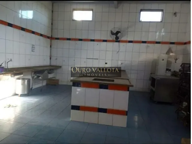 Prédio com 211m², à venda, no bairro Vila Regente Feijó em São Paulo