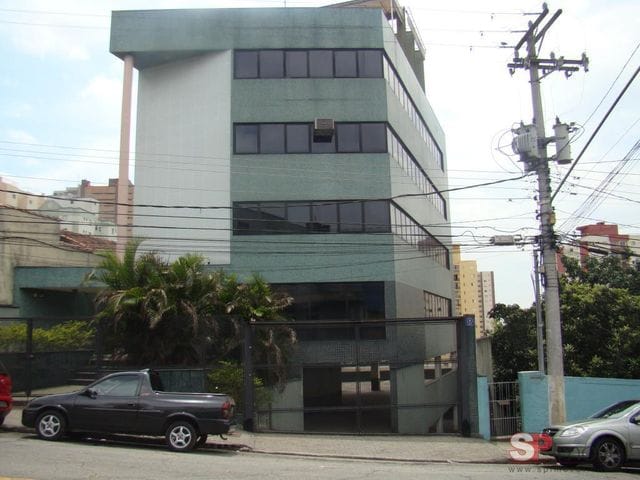 Prédio à venda, no bairro Santa Teresinha em São Paulo