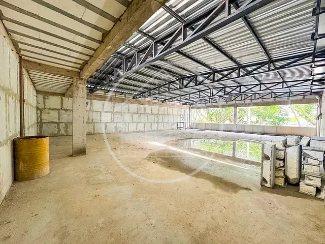 Prédio com 250m², para alugar, no bairro Jardim Ana Lúcia em São Paulo
