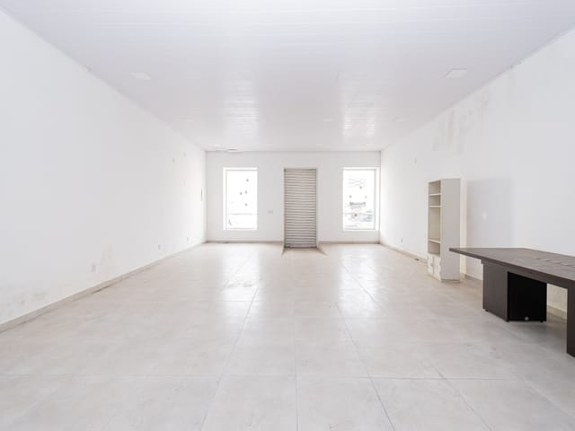 Prédio com 217m², para alugar, no bairro Centro em Pelotas