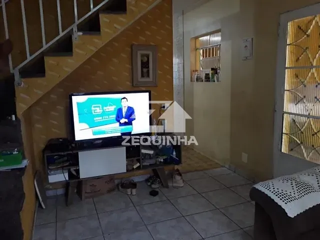 Prédio com 208m² 3 quartos e 2 banheiros, à venda, no bairro Cipava em Osasco