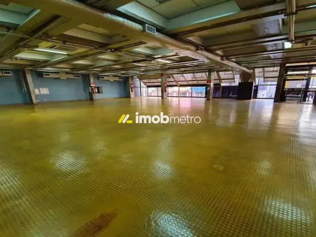Prédio com 3000m², para alugar, no bairro Centro em Campinas