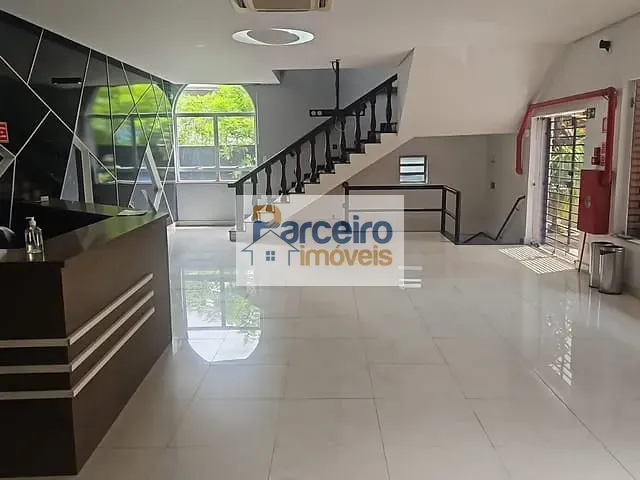 Prédio à venda ou para alugar, no bairro Chácara Santo Antônio (Zona Sul) em São Paulo