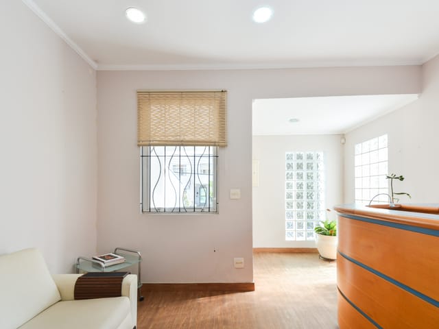 Prédio com 181m², à venda, no bairro Cambuci em São Paulo