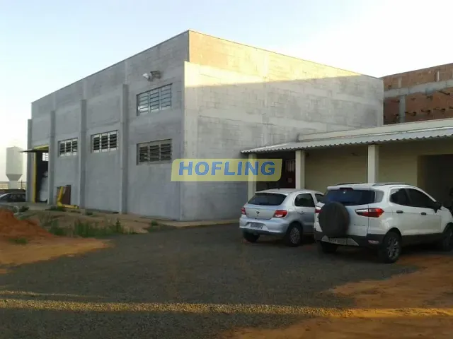 Prédio com 2766m², à venda, no bairro Jardim São João em Araras