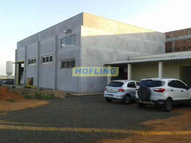 Prédio com 2766m², à venda, no bairro Jardim São João em Araras