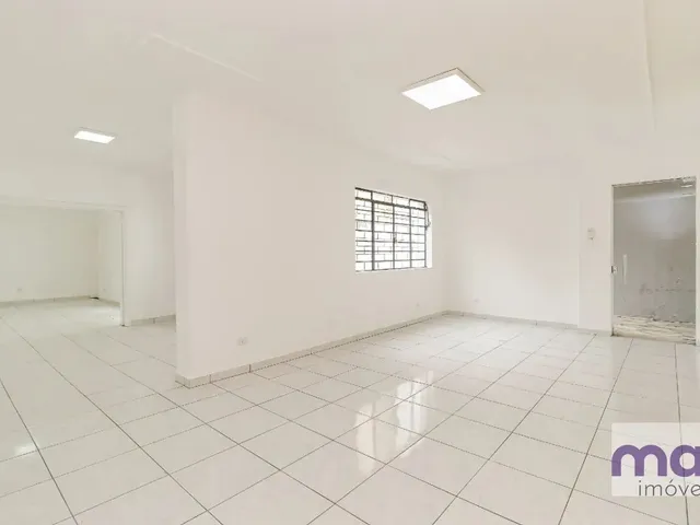 Prédio para alugar, no bairro Água Verde em Curitiba