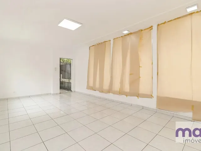 Prédio para alugar, no bairro Água Verde em Curitiba