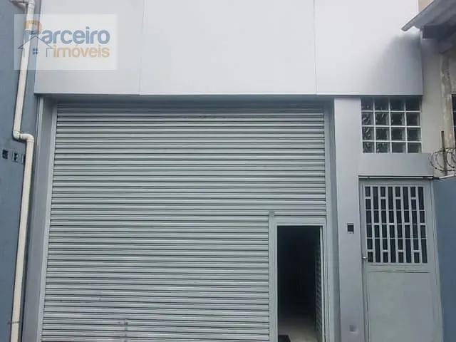 Prédio à venda, no bairro Cidade Líder em São Paulo