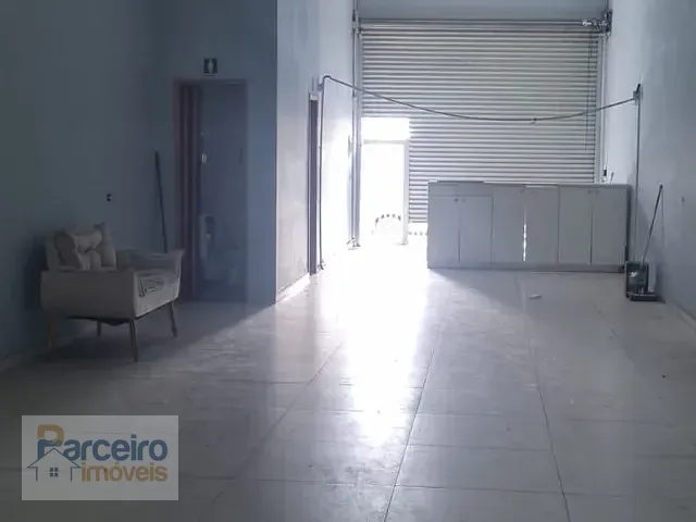 Prédio à venda, no bairro Cidade Líder em São Paulo