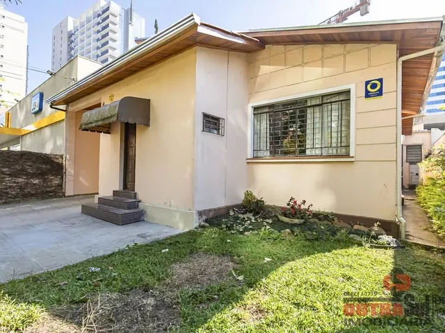 Prédio 2 quartos e 4 banheiros, para alugar, no bairro ÁGUA VERDE em Curitiba