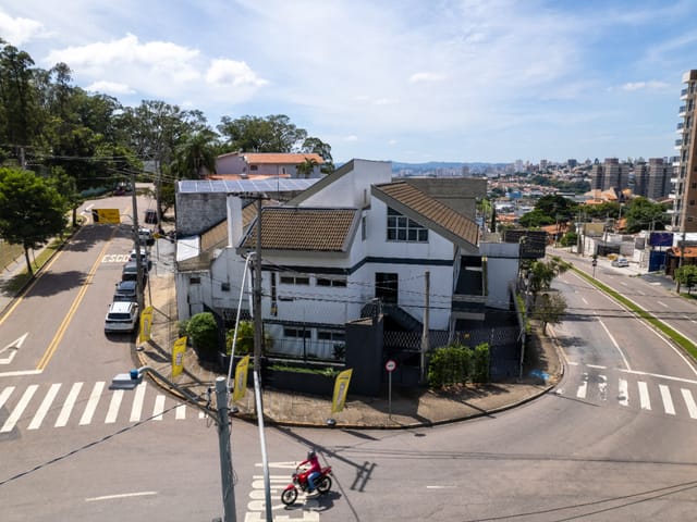 Prédio com 487m², à venda, no bairro Jardim Florestal em Jundiaí