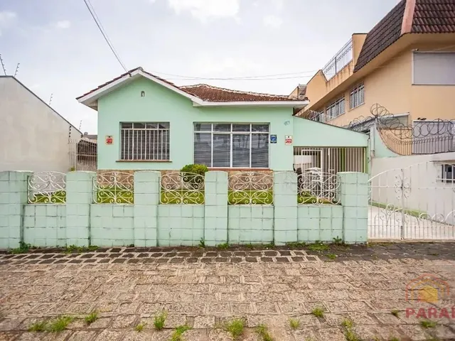 Prédio 3 quartos e 1 banheiro, para alugar, no bairro Rebouças em Curitiba