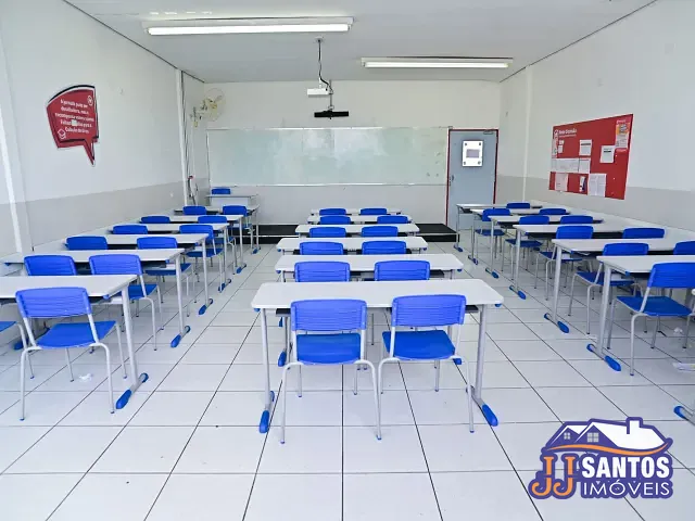 Prédio com 2008m², à venda, no bairro Quarta Parada em São Paulo