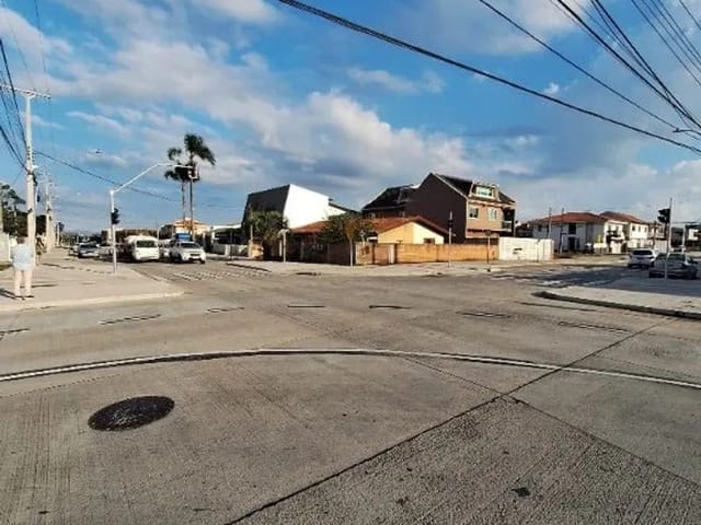 Prédio com 344m² 1 quarto e 2 banheiros, para alugar, no bairro Capão da Imbuia em Curitiba