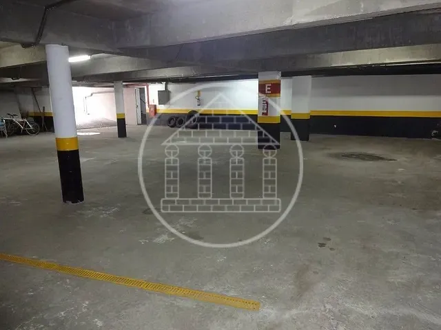 Prédio com 890m², à venda, no bairro Vila Andrade em São Paulo