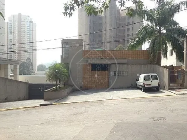 Prédio com 890m², à venda, no bairro Vila Andrade em São Paulo