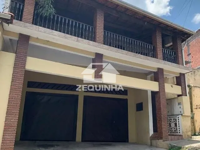 Prédio com 760m² 7 quartos e 5 banheiros, à venda, no bairro Tres Montanhas em Osasco