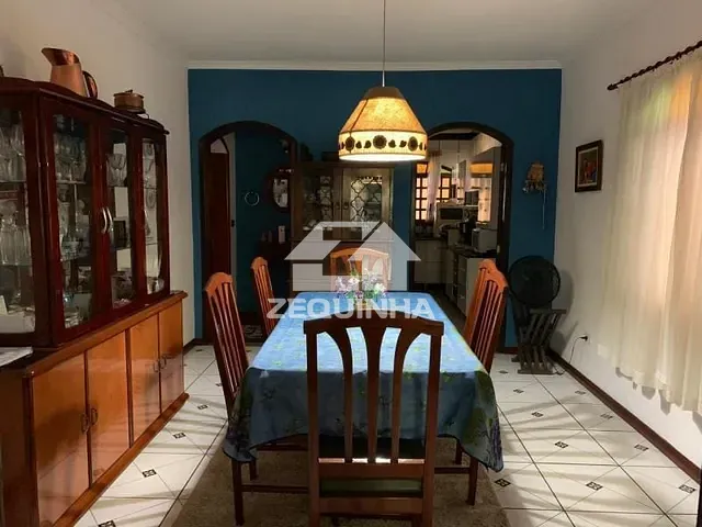 Prédio com 760m² 7 quartos e 5 banheiros, à venda, no bairro Tres Montanhas em Osasco