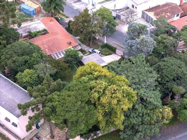 Prédio com 2542m² 1 quarto e 5 banheiros, à venda, no bairro Parolin em Curitiba