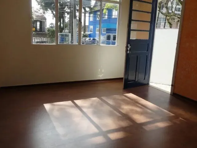 Prédio com 360m² 1 quarto e 3 banheiros, à venda, no bairro Mercês em Curitiba