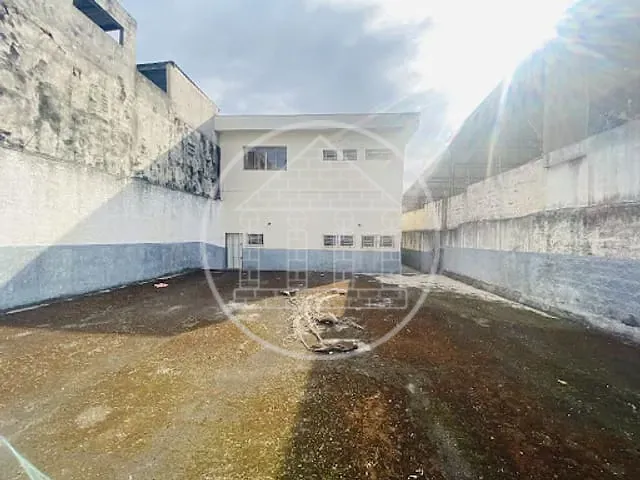 Prédio com 518m², para alugar, no bairro Interlagos em São Paulo