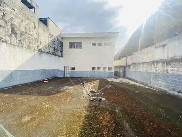 Prédio com 518m², para alugar, no bairro Interlagos em São Paulo