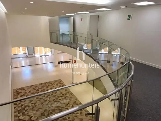 Prédio com 630m², para alugar, no bairro Centro em Campinas
