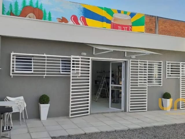 Prédio para alugar, no bairro JARDIM PEDRO DEMETERCO em Pinhais