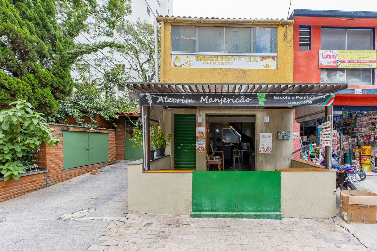 Casa comercial para venda em Moema, 107m²