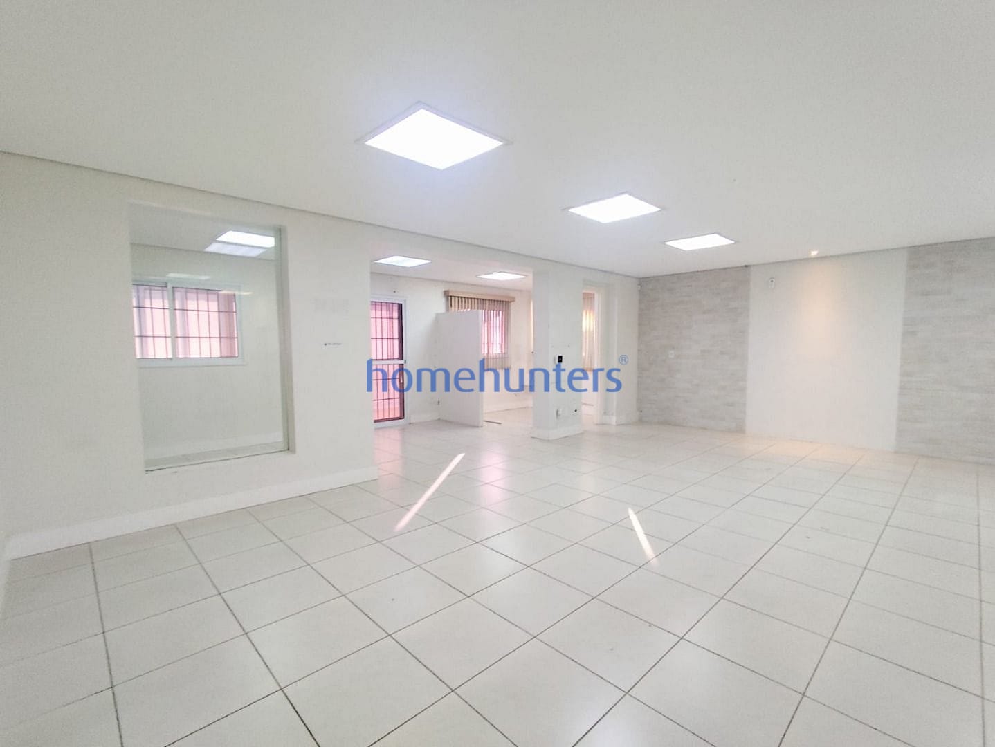 Prédio Inteiro para alugar, 613m² - Foto 3