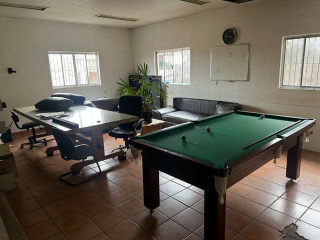 Foto do Prédio - Casa comercial para venda em Jardim São Judas Tadeu, 826m² | Lares e Andares Imóveis