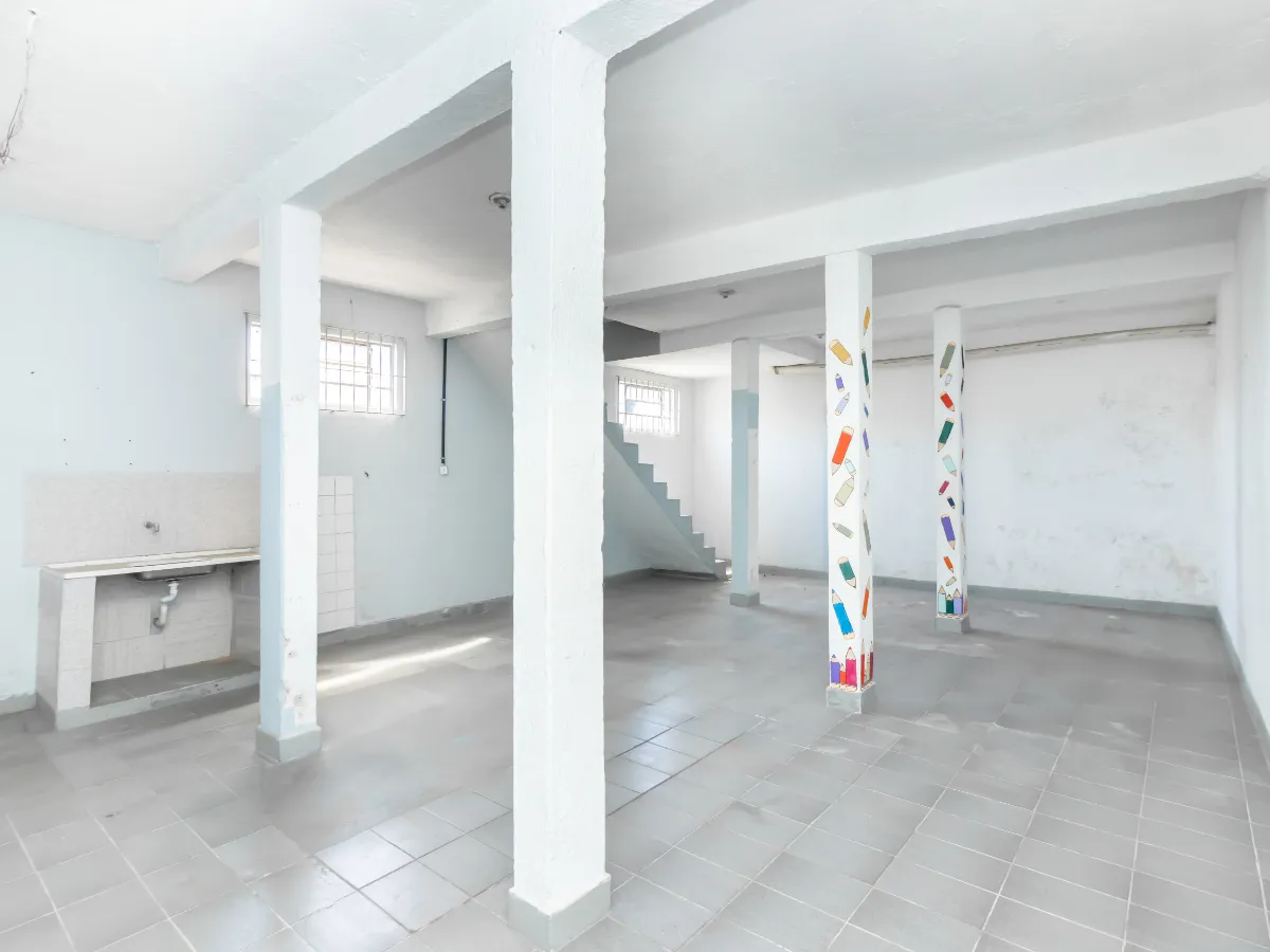 Casa comercial para venda em Pedreira, 305m²