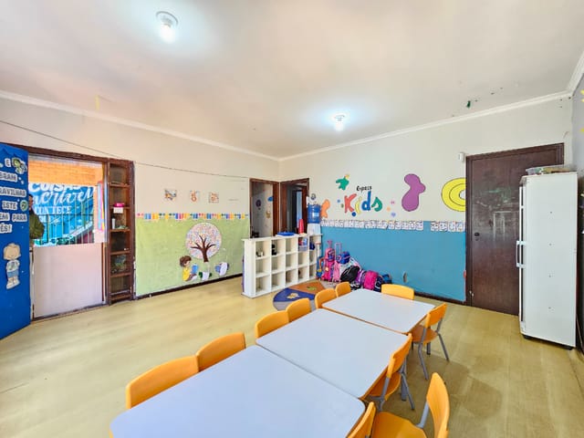Foto do Prédio - Casa comercial para venda em Jardim Itaparica, 311m² | Lares e Andares Imóveis