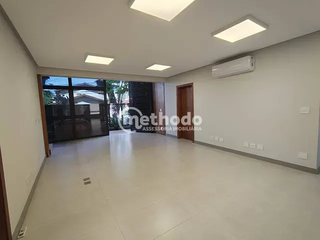 Prédio com 840m², para alugar, no bairro Nova Campinas em Campinas