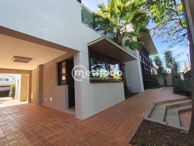 Prédio com 840m², para alugar, no bairro Nova Campinas em Campinas