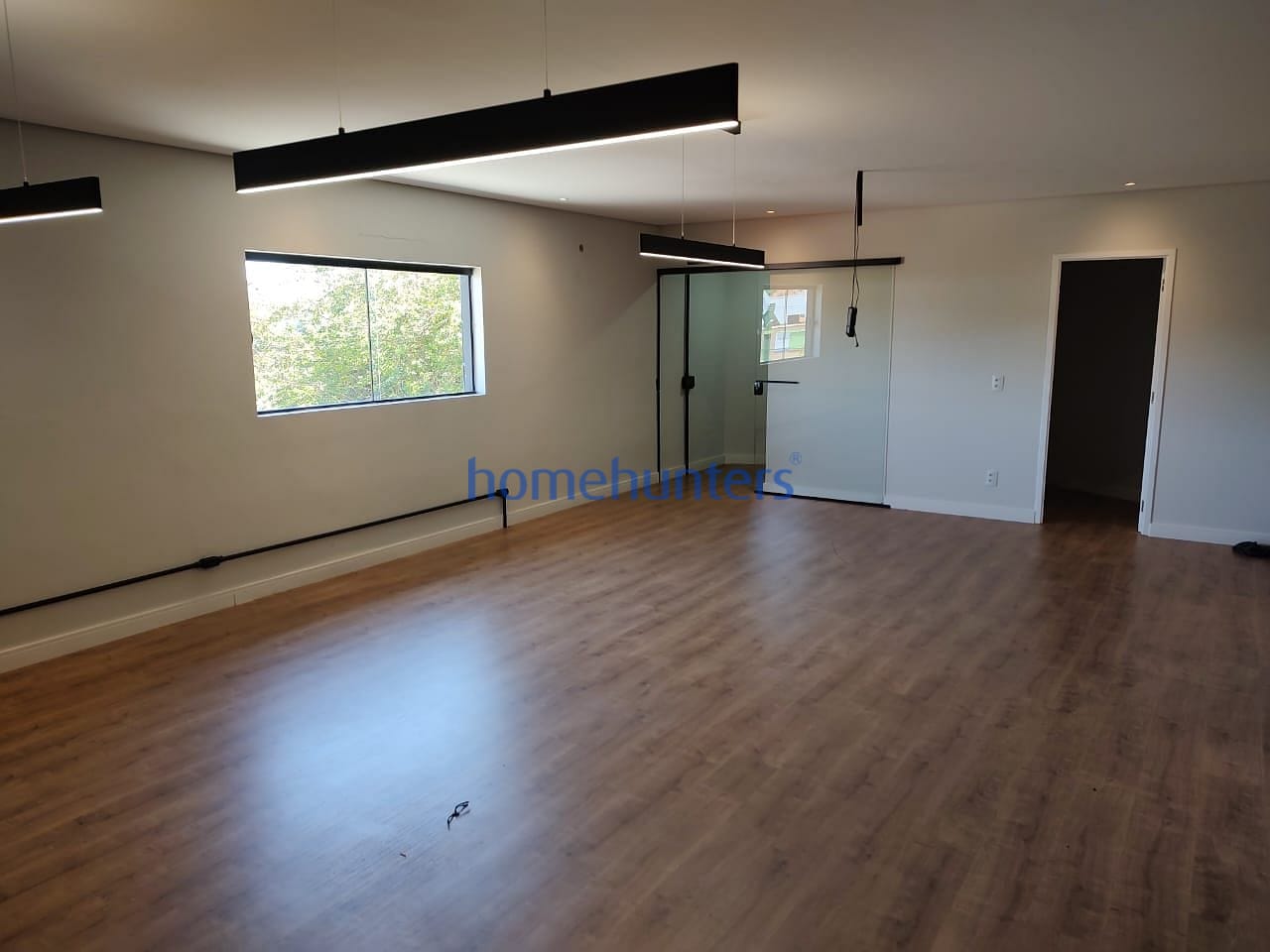 Prédio Inteiro para alugar, 890m² - Foto 1