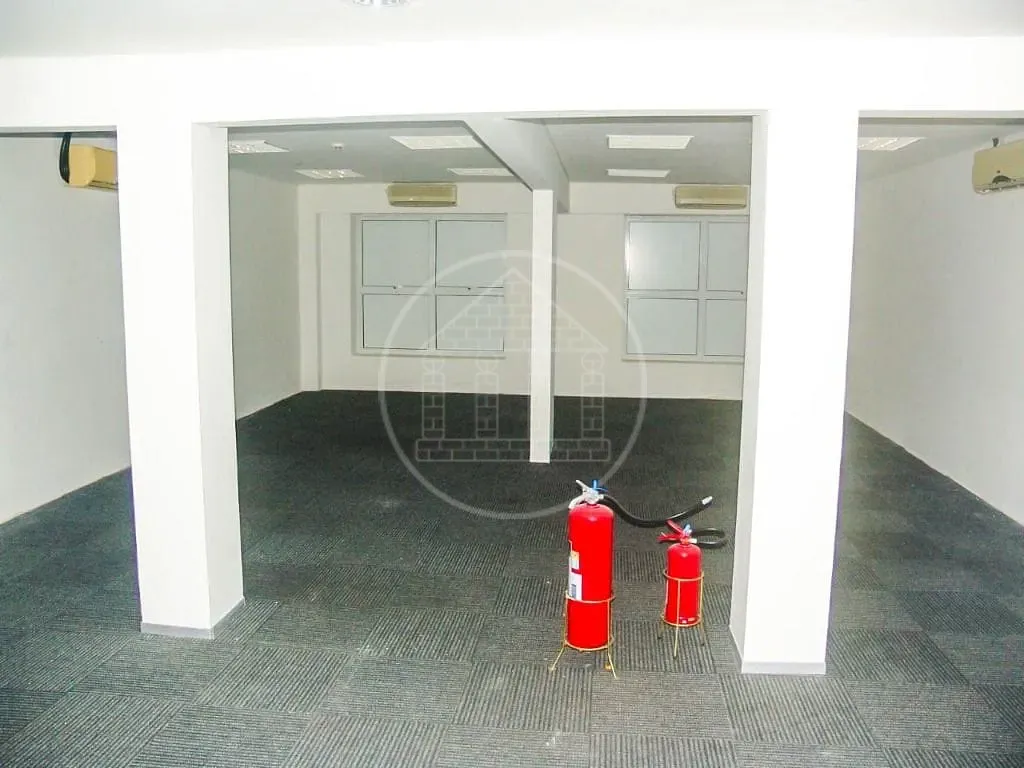 Prédio Inteiro, 570 m² - Foto 17