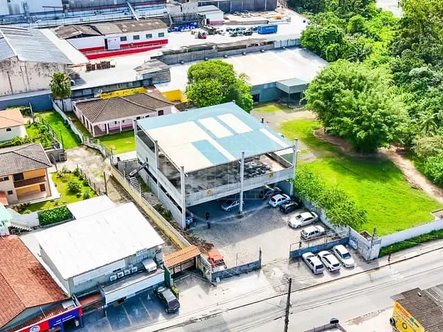 Prédio com 605m², para alugar, no bairro Jardim Casa Grande em São Paulo