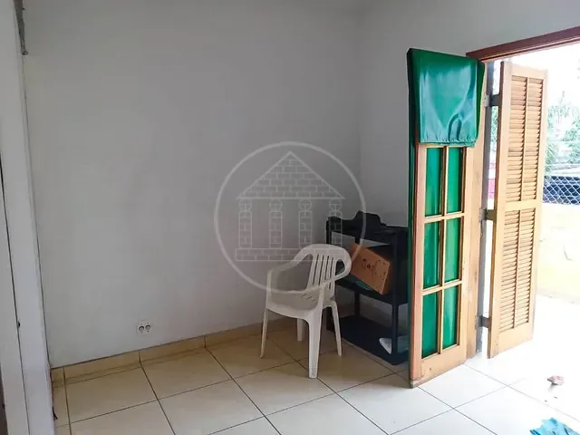 Prédio com 250m², à venda, no bairro Vila Emir em São Paulo