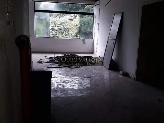 Prédio com 466m², para alugar, no bairro Parada Inglesa em São Paulo
