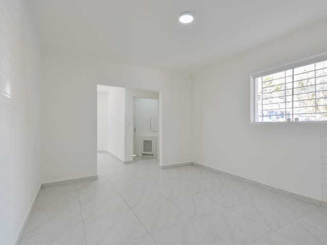 Prédio com 102m², à venda, no bairro Vila Clementino em São Paulo